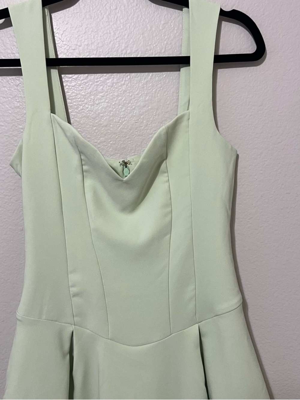 Sweetheart Neckline Mini Dress in Pale Mint - Picture 5 of 10